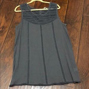 Garnet Hill sleeveless shirt with details Size 18